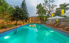The Hosteller Lonavala, City Centre