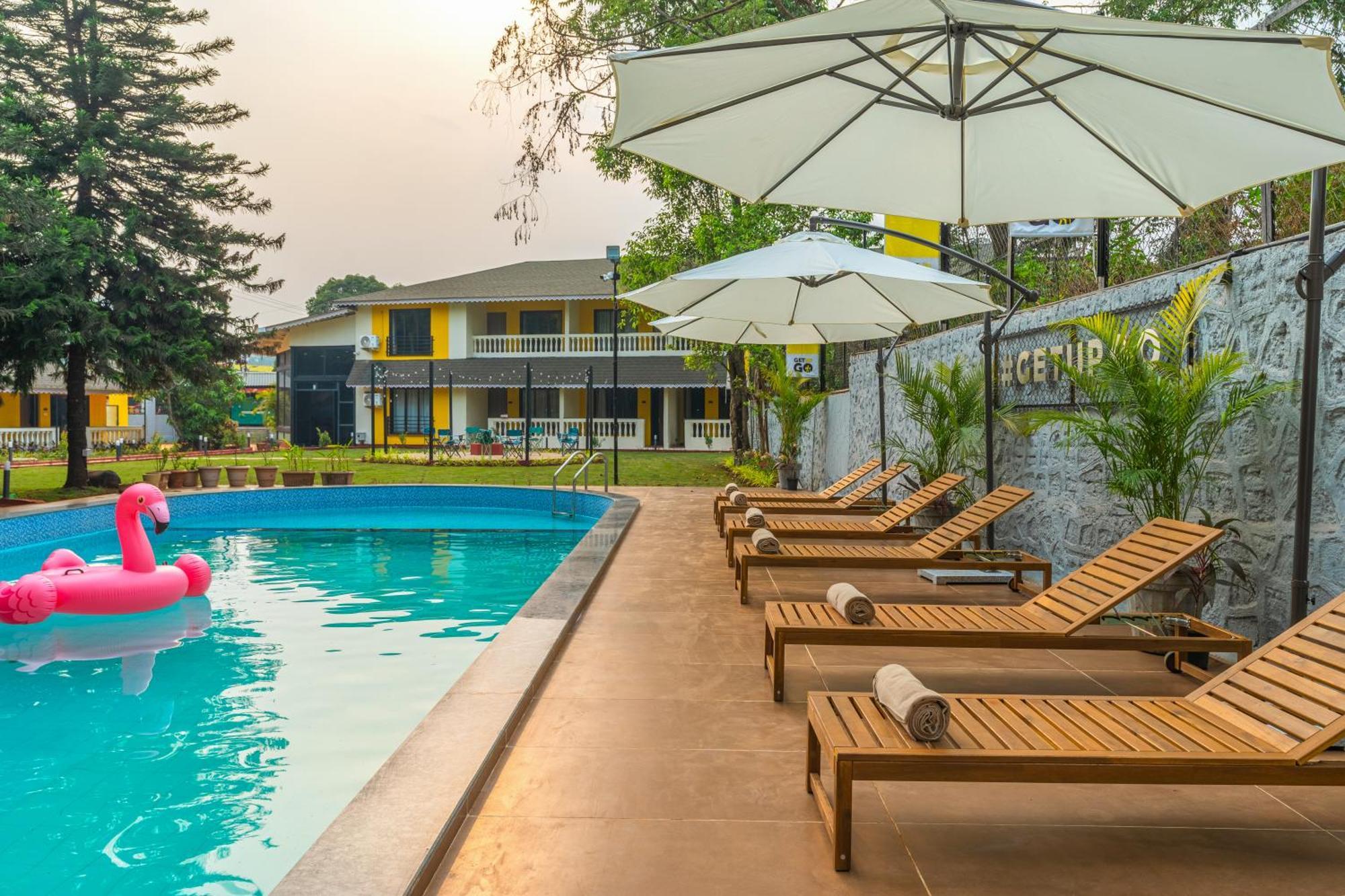 The Hosteller Lonavala, City Centre Exterior photo