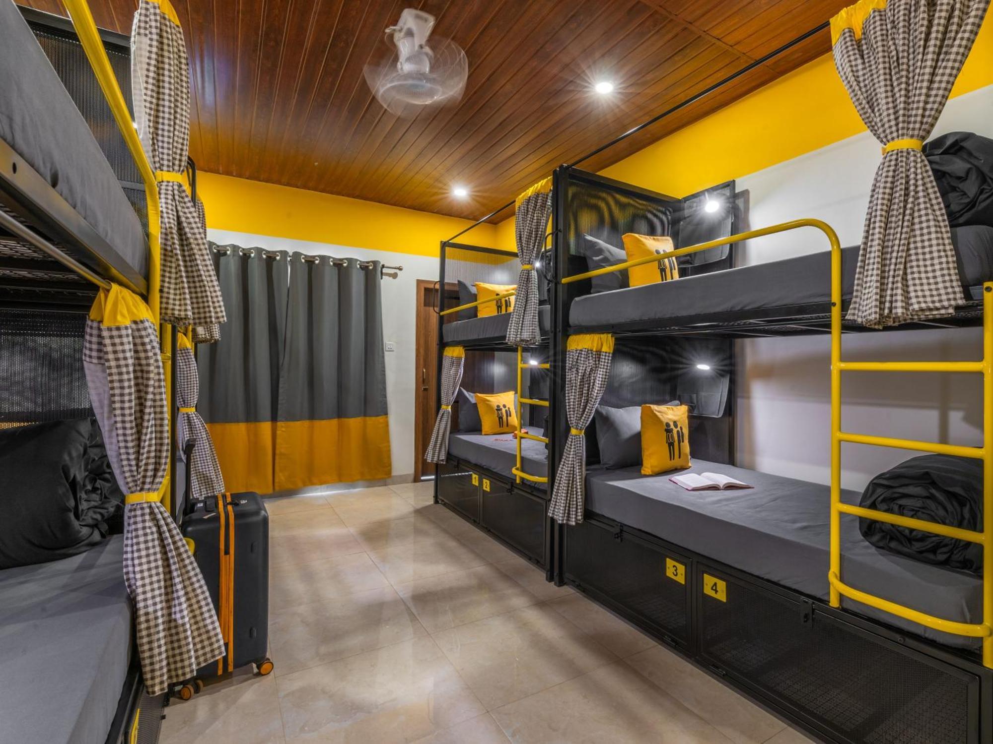 The Hosteller Lonavala, City Centre Exterior photo