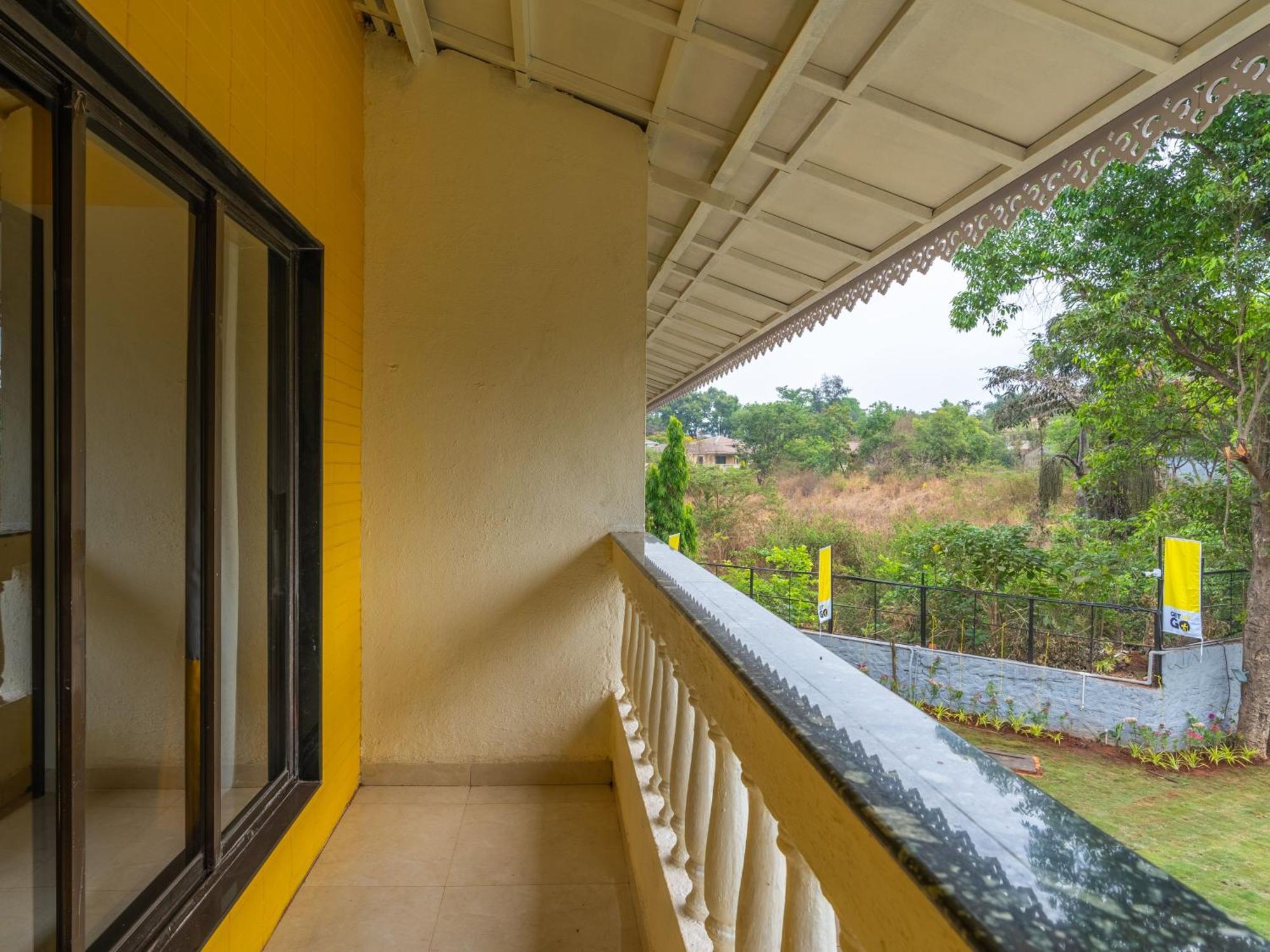 The Hosteller Lonavala, City Centre Exterior photo