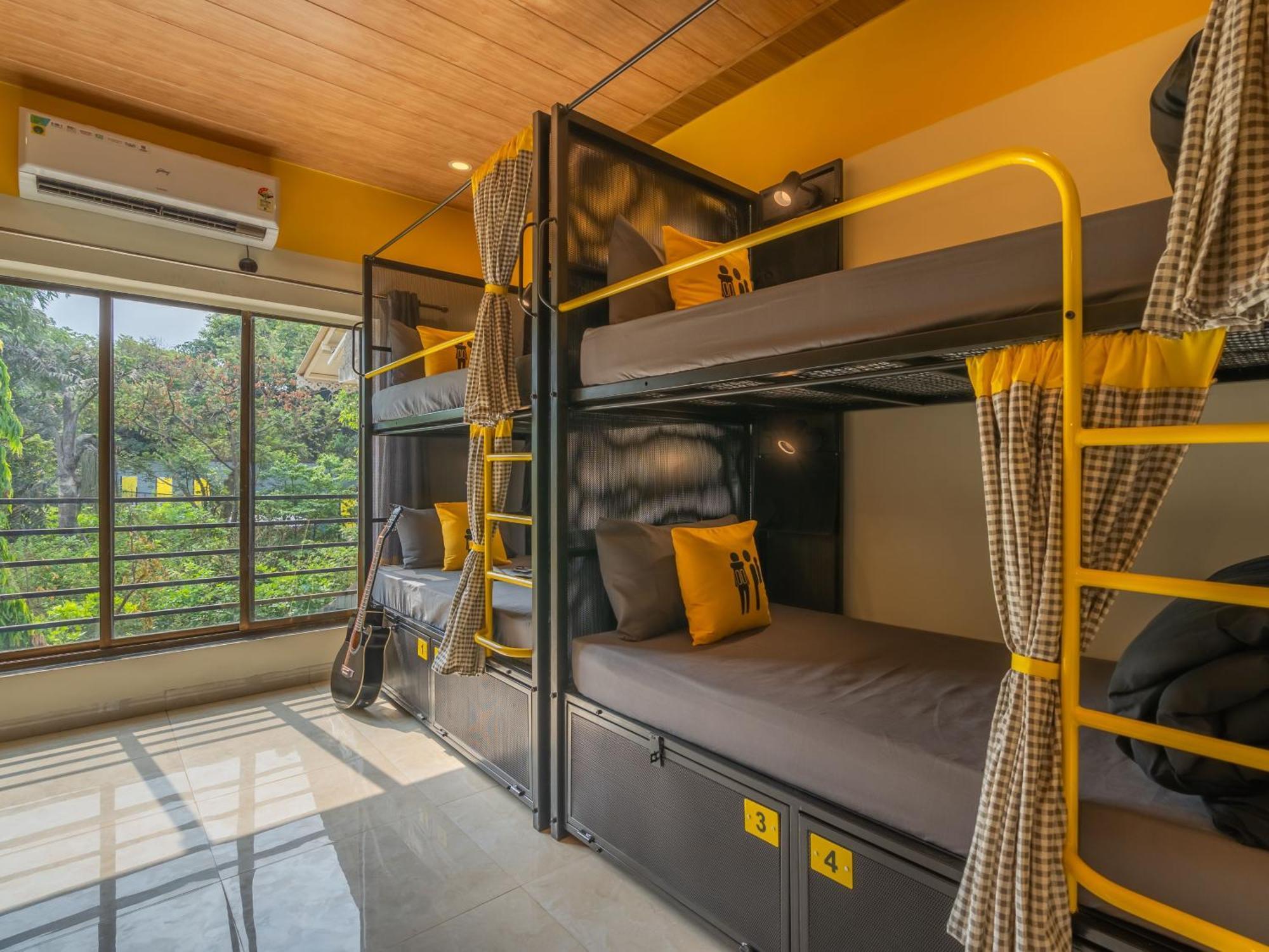 The Hosteller Lonavala, City Centre Exterior photo